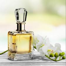 Perfumes & fragrance 